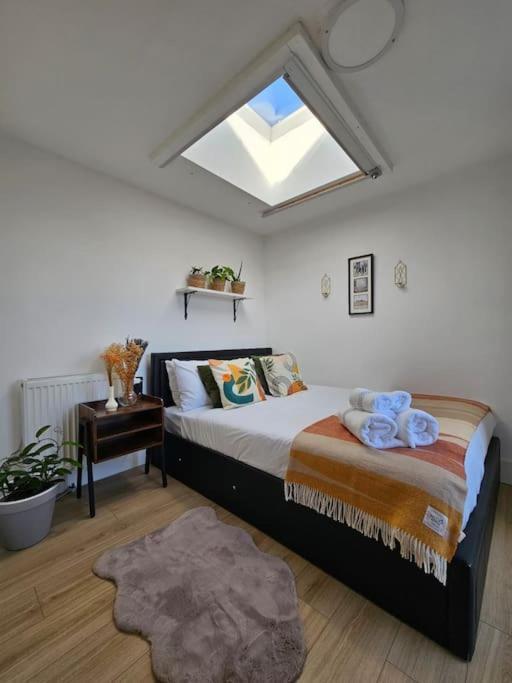 Апартаменти West Kensington Bright Flat Лондон Екстер'єр фото