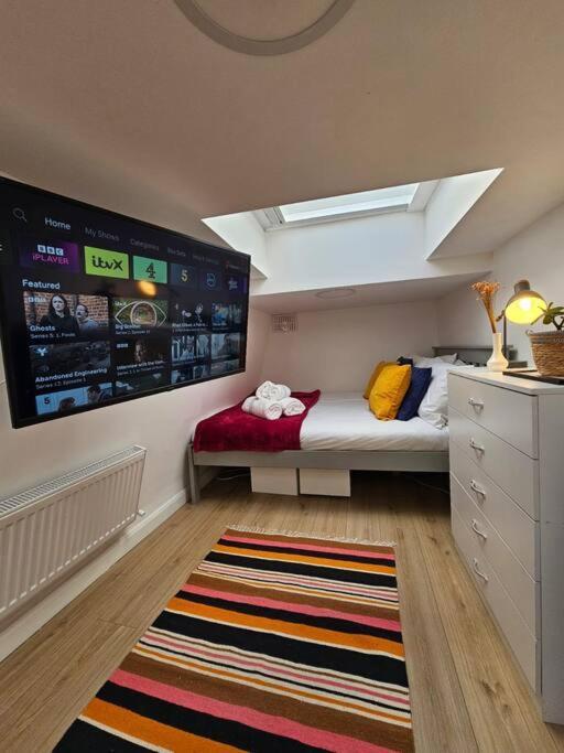Апартаменти West Kensington Bright Flat Лондон Екстер'єр фото
